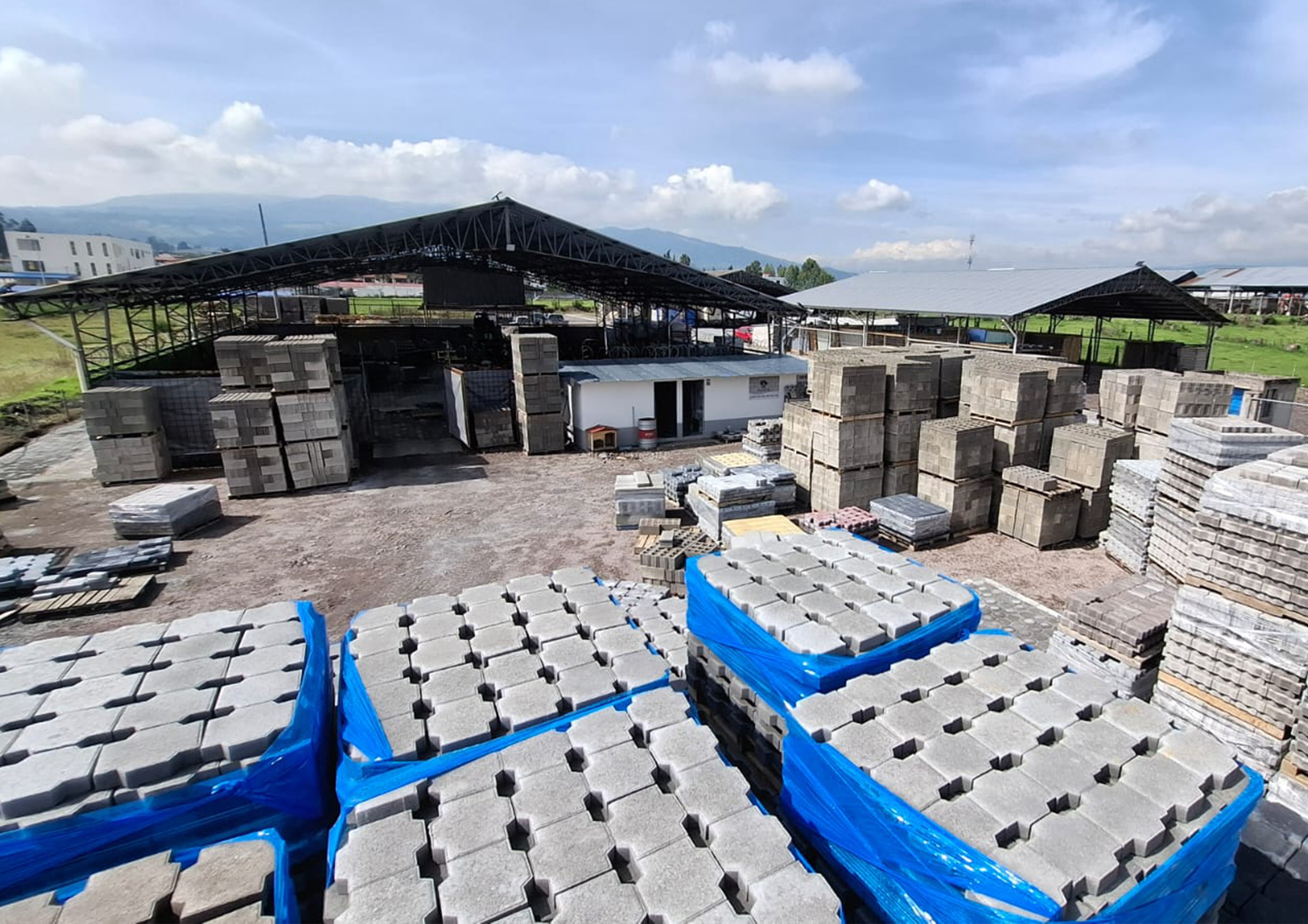 Fábrica Casa Bloadoquín